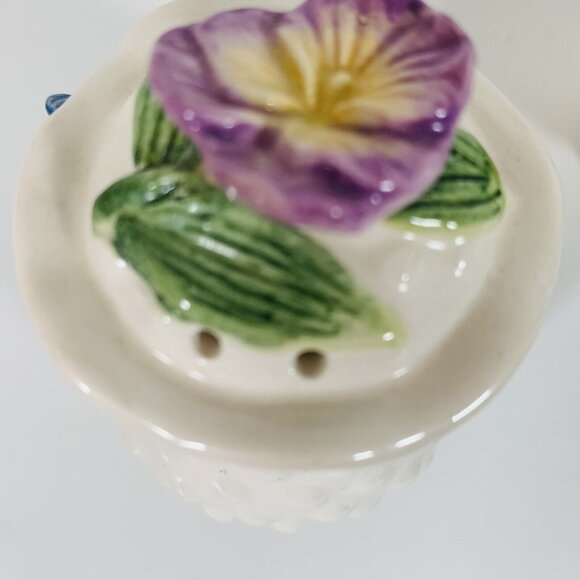 Bluebird Pansies Salt Pepper Shakers VTG Hobnail 3D Ceramic Cottage Tableware - Picture 12 of 13